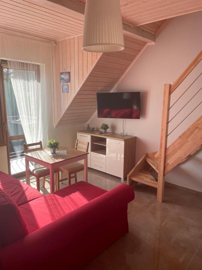 Sosnowa Mila - Domy I Apartamenty Pobierowo Eksteriør bilde